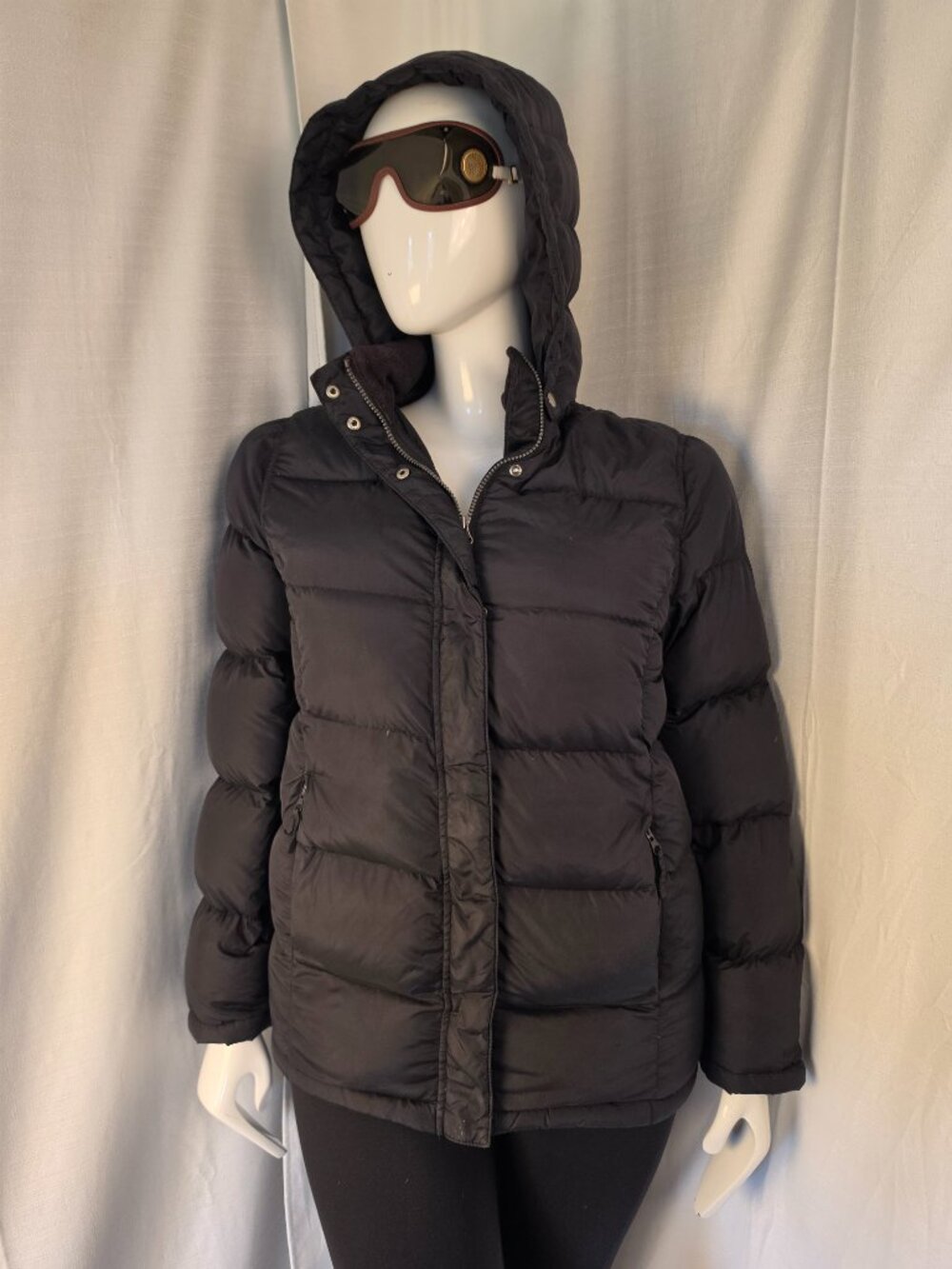 Wind River Black Hooded 80% Goose Down 20% Feather Winter Coat Size Small